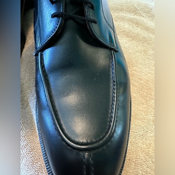 Black leather Johnston & Murphy size 11 men’s dress shoes - Picture 3 of 5